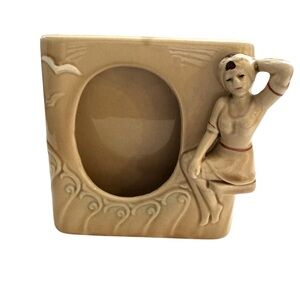 Vintage Tan Ceramic Picture Frame with Figurine Enesco 1979 beach house